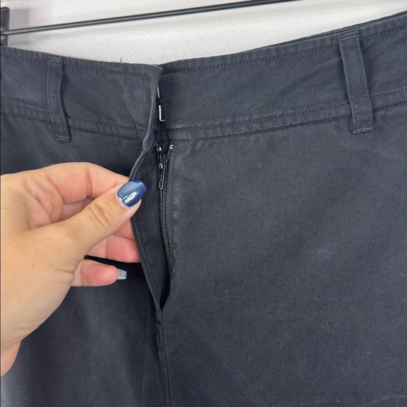 Eileen Fisher 100% Tencel Women's Small Button Front Black Walking Shorts - Picture 3 of 6